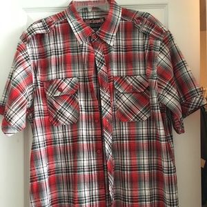 Short sleeve casual button down
